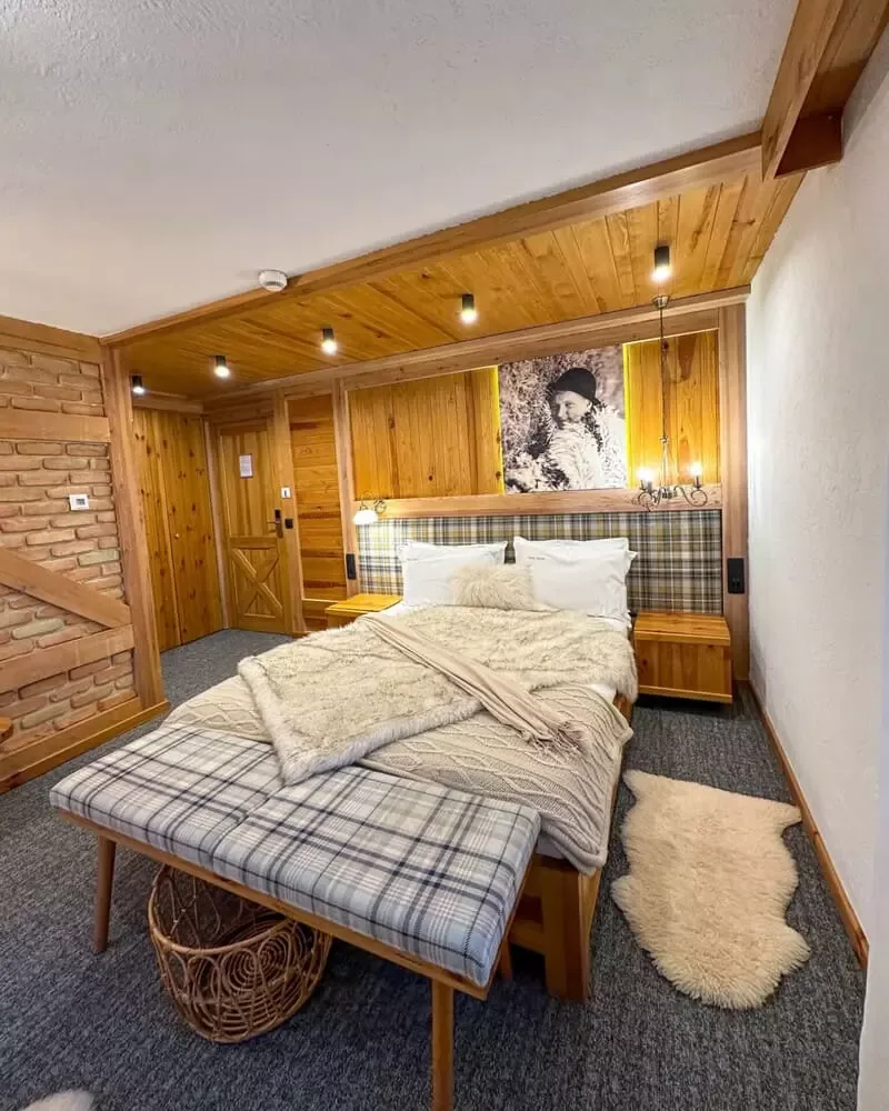 Zara Chalet